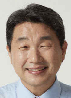 교육부 장관 이주호, 경사노위 위원장 김문수